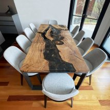 River table with pebbles, size 240 cm by 100 cm